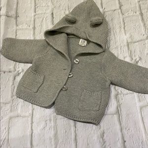 Gray Gap hooded sweater.